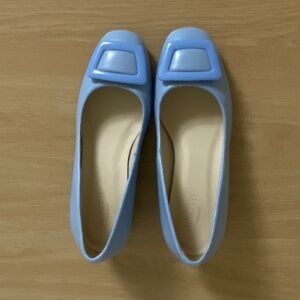 Light blue Girotti Low-Heel Pumps, Size 6.5